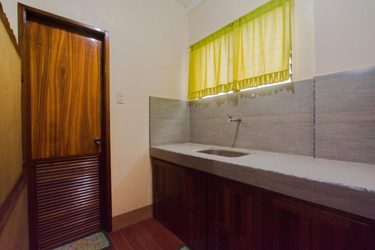 Roccksar Pension Puerto Princesa Zewnętrze zdjęcie